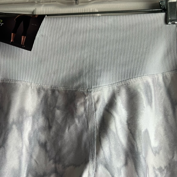 Women’s Nike Legend Trainer leggings sz M NWT - Picture 5 of 12